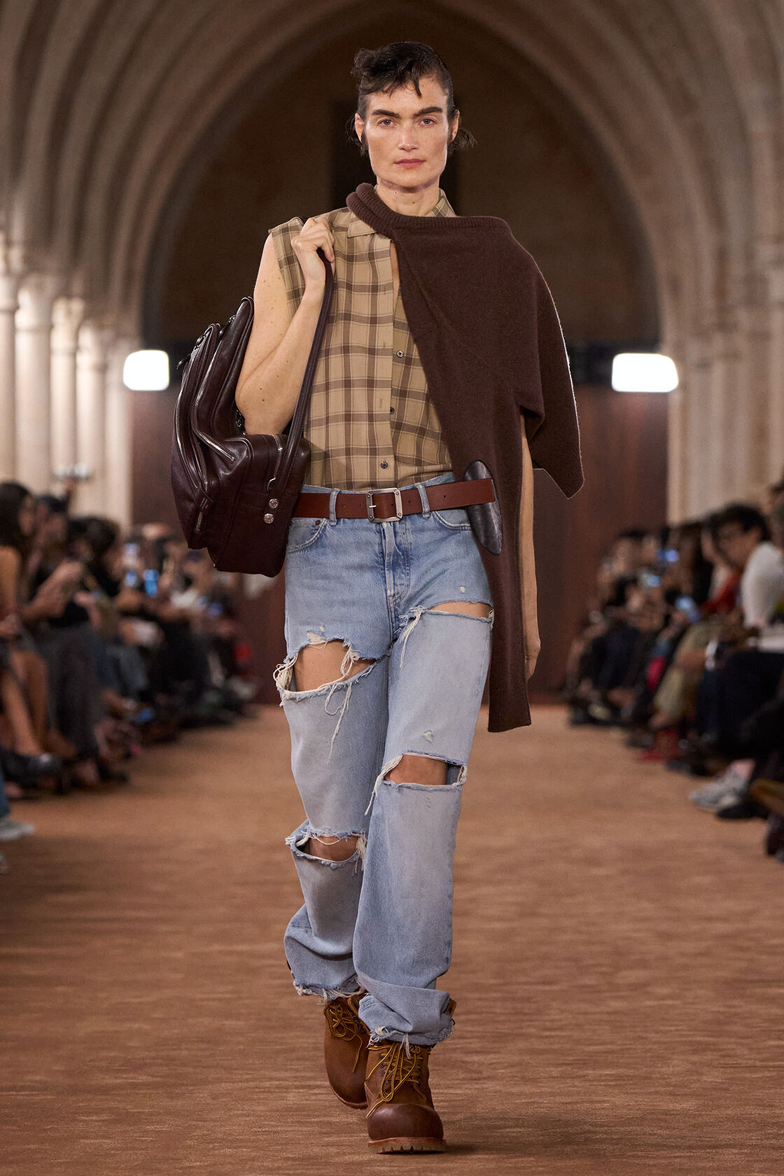 Regular fit distressed jeans - 2010F, Light blue, 2000x