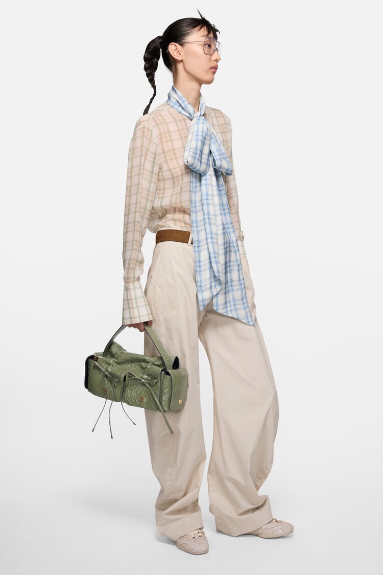 Multipocket Crinkled Patent S, Wheat green