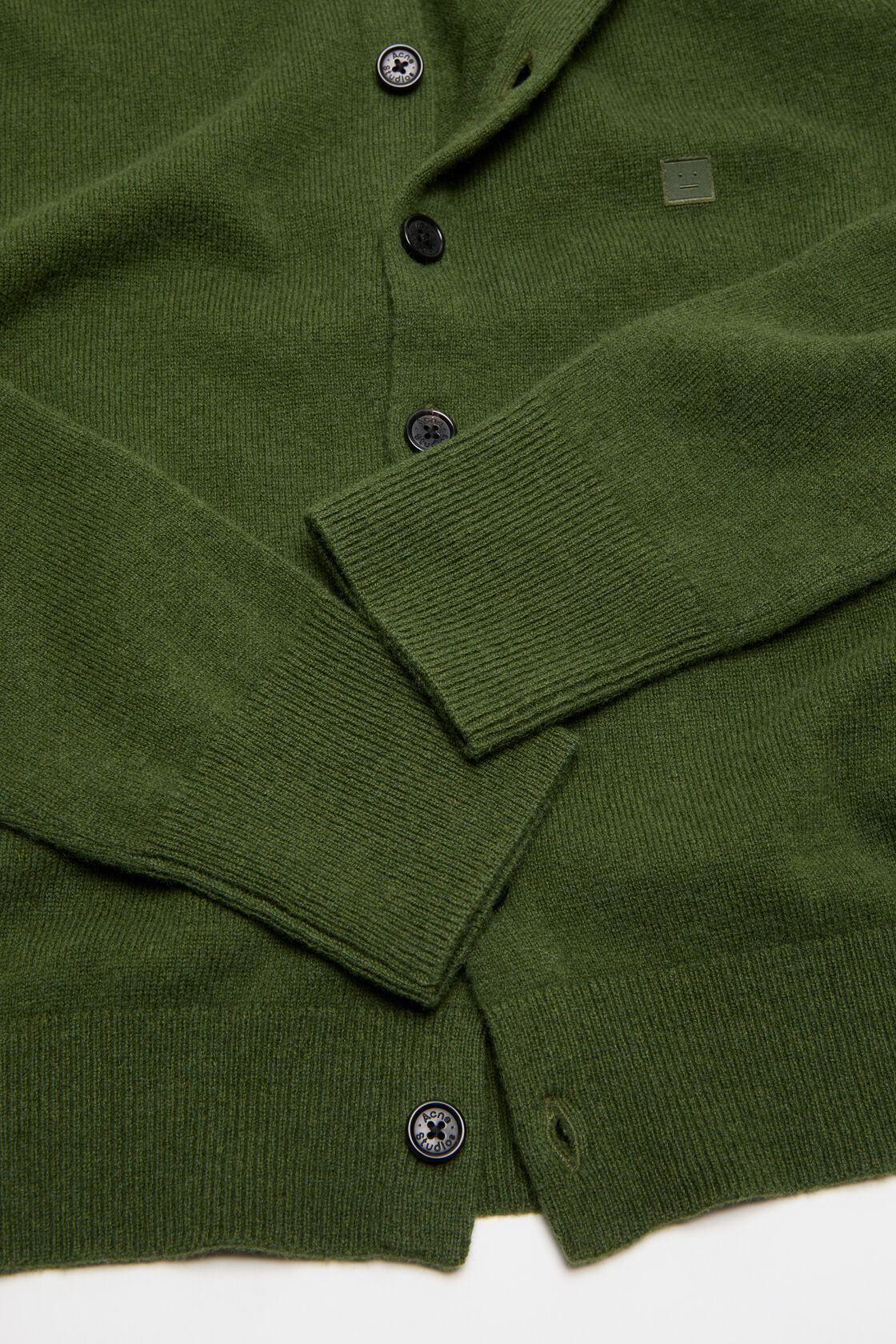 Fitted cardigan - yak wool, Bottle green, 2000x