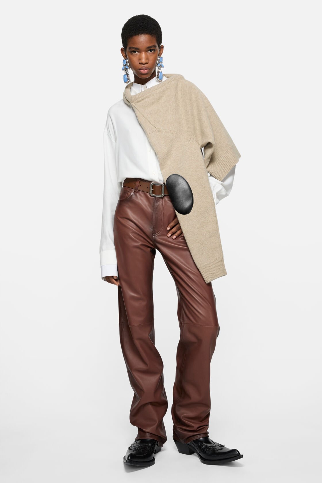 Wool sweater with cut-out, Beige, 2000x