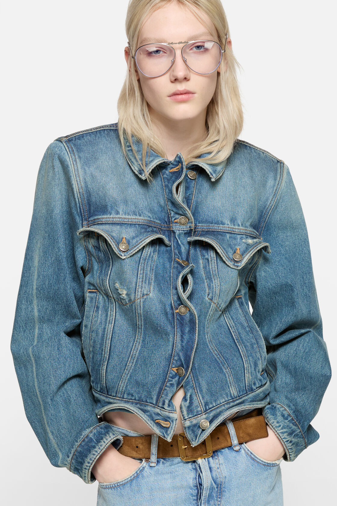 Wavy denim jacket, Mid blue, 2000x