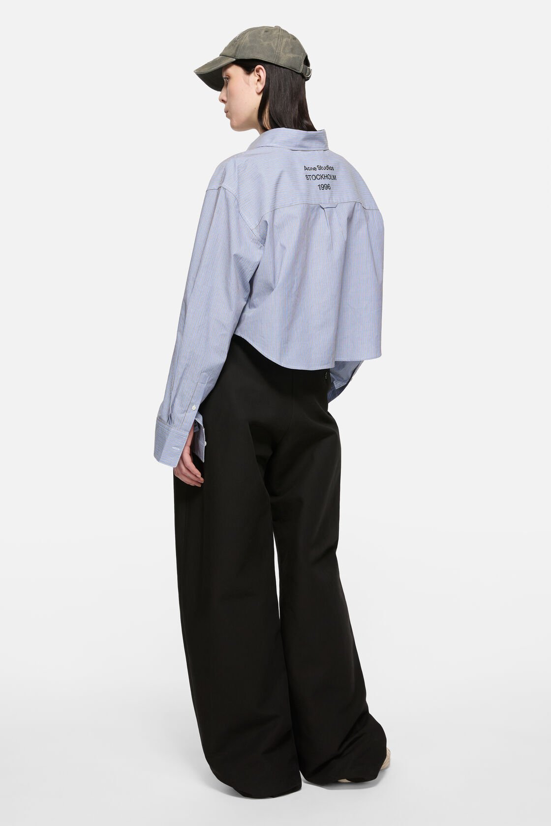 Cropped pinstripe button-up, Sky blue/coffee brown, 2000x