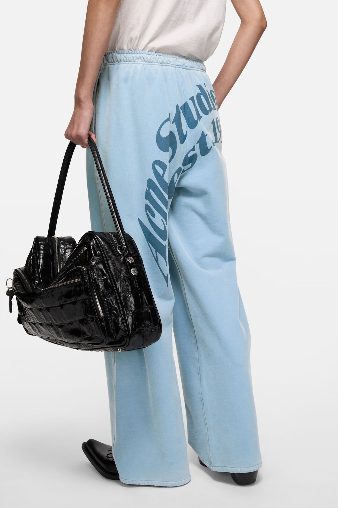 Washed sweatpants, Dirty blue, 2000x