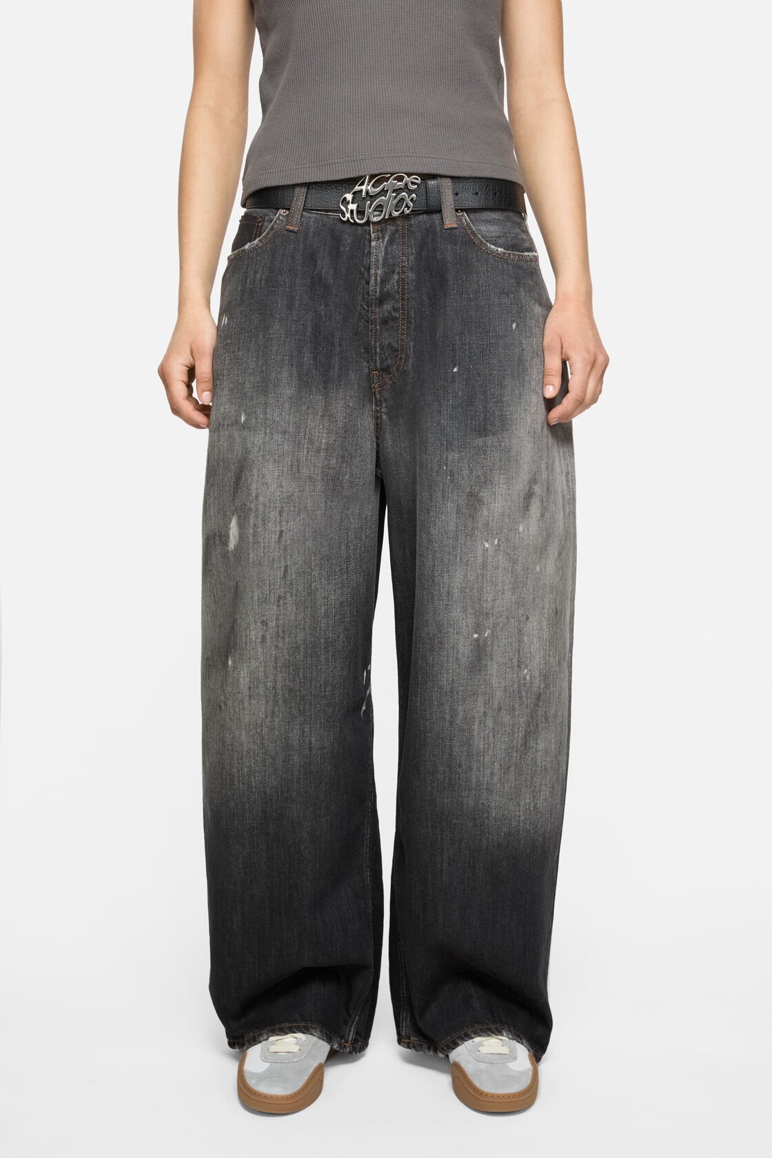 Loose fit jeans - 2023, Black, 2000x