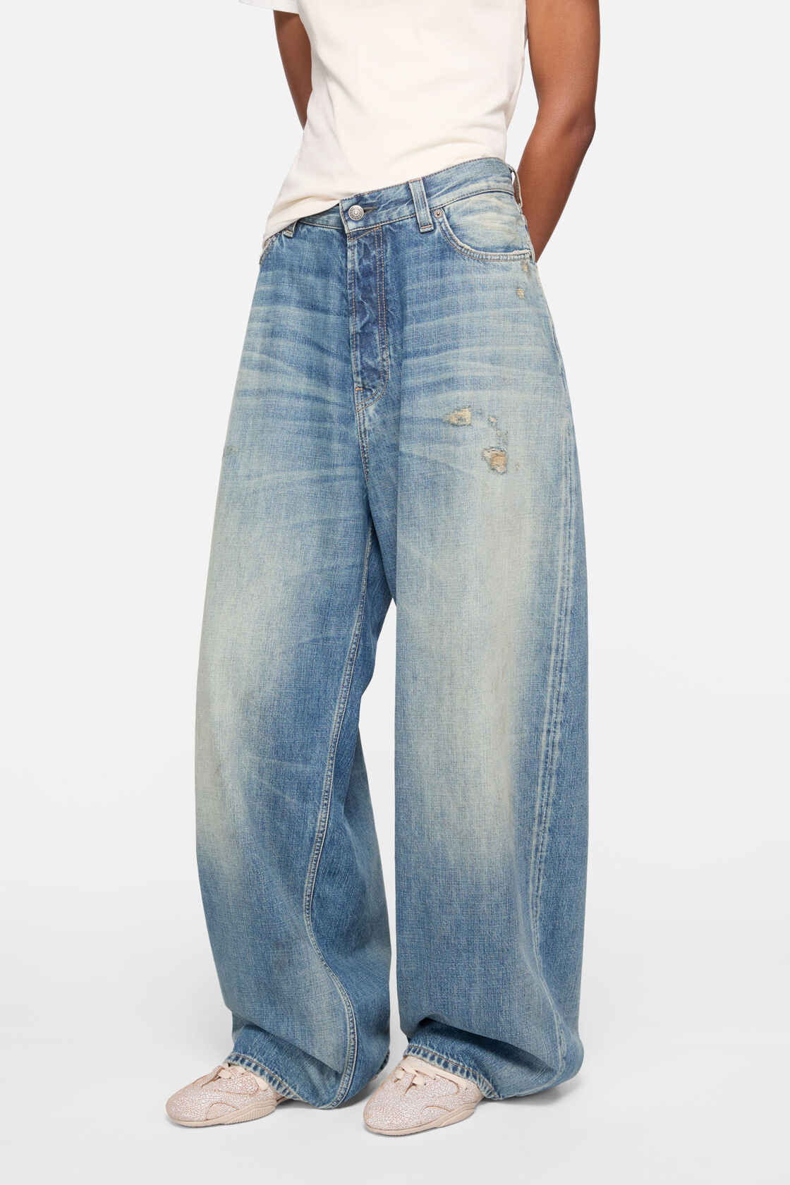 Loose fit jeans - 2023, Mid Blue, 2000x