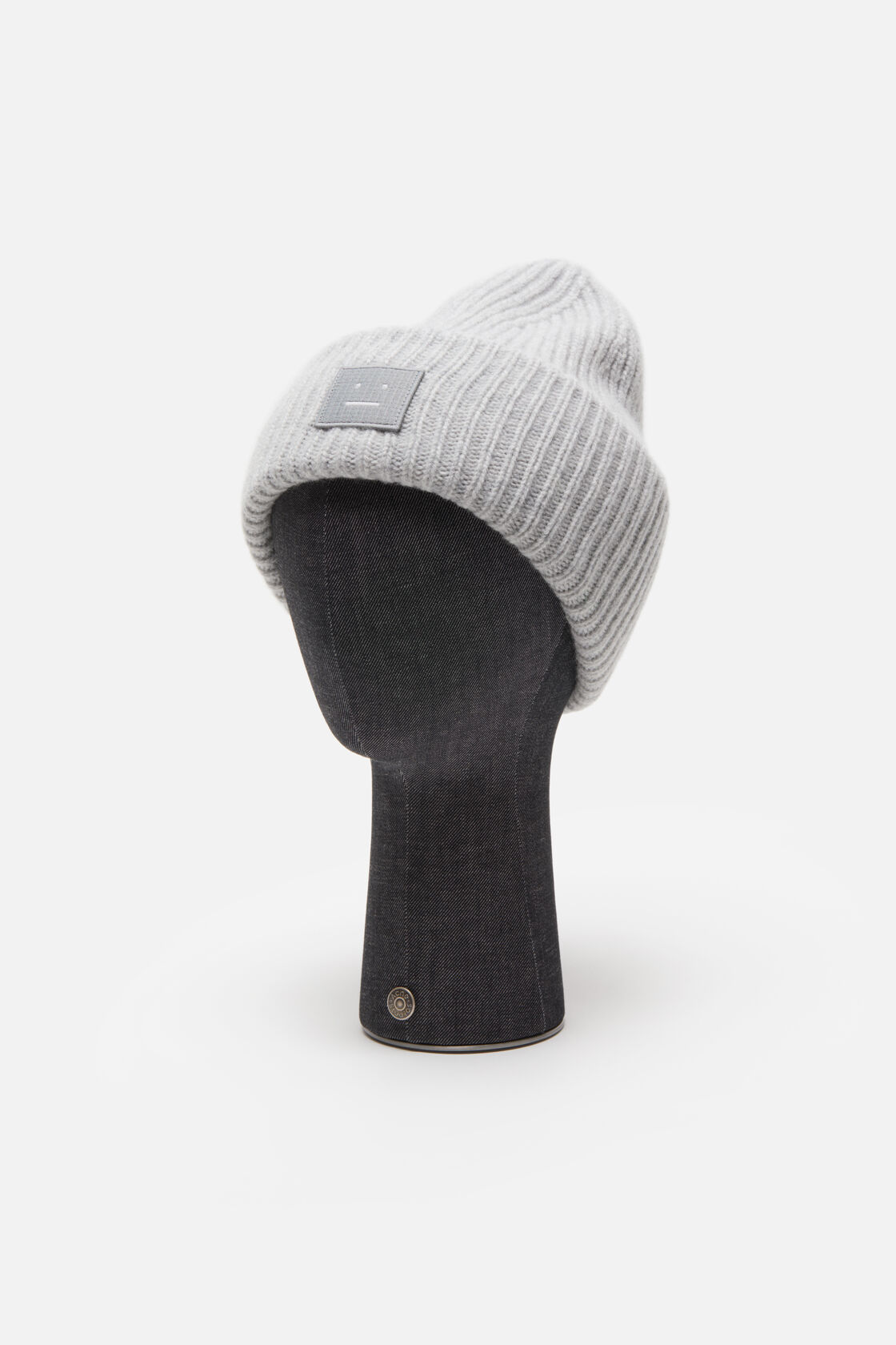 Large face logo beanie - Yak, Light grey, 2000x