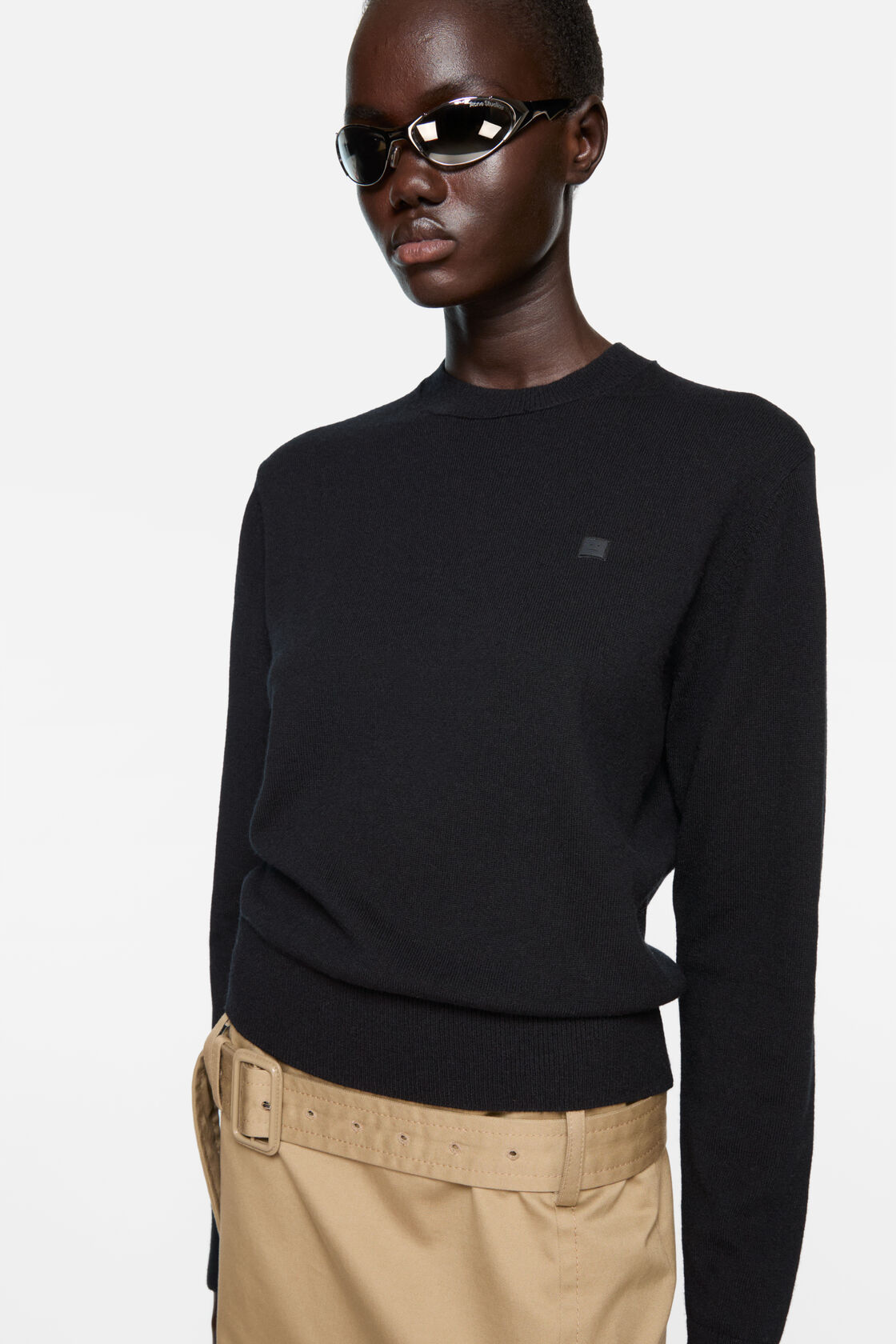 Crewneck sweater - Yak wool, Black, 2000x