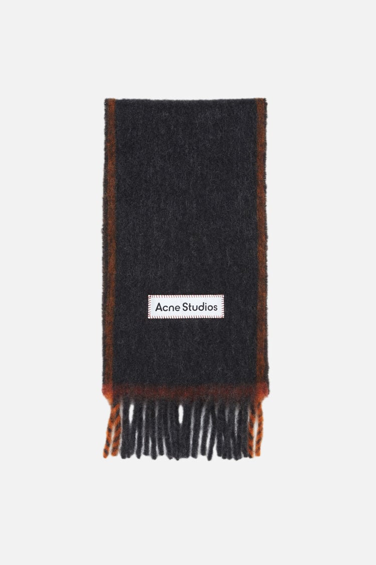 FN-UX-SCAR000328, Black