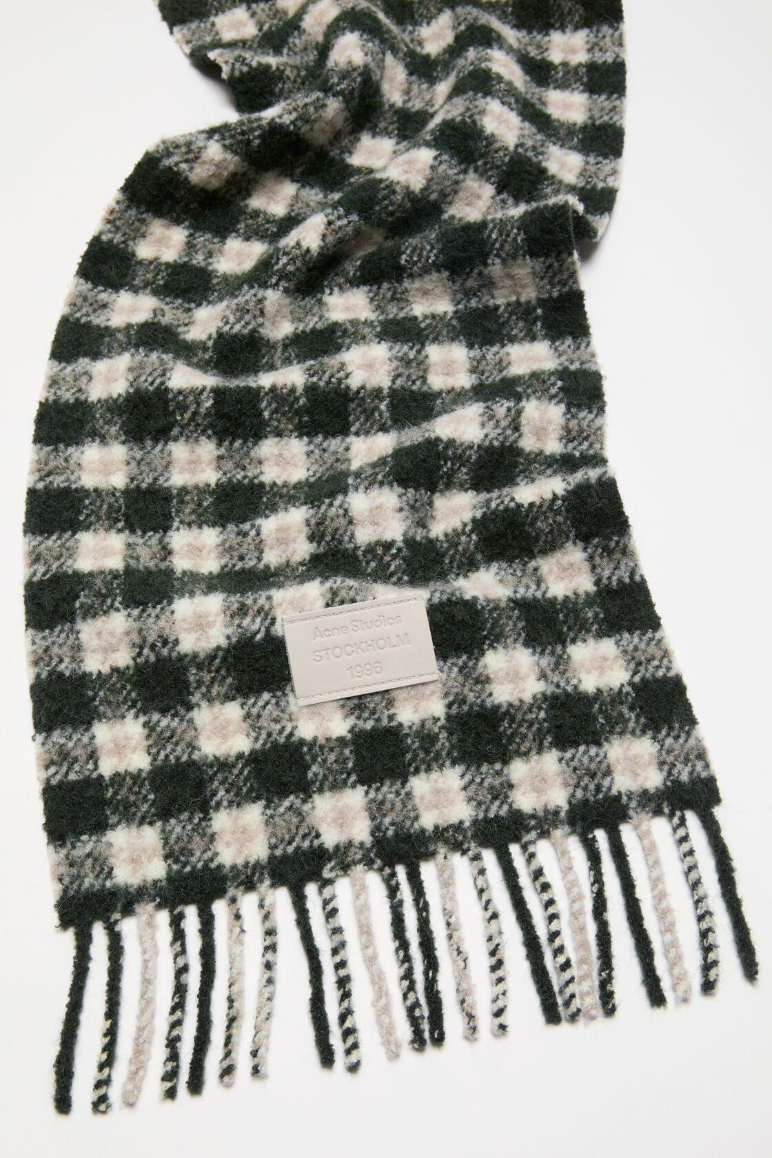 Checked logo scarf, Green/white, 2000x