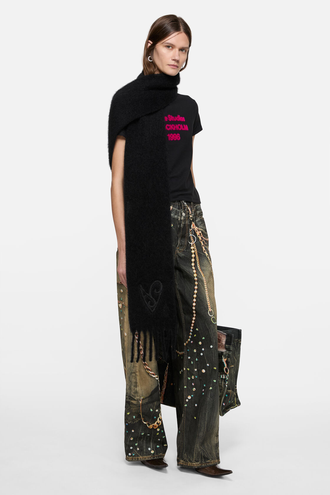 Wool scarf with logo, Black, 2000x