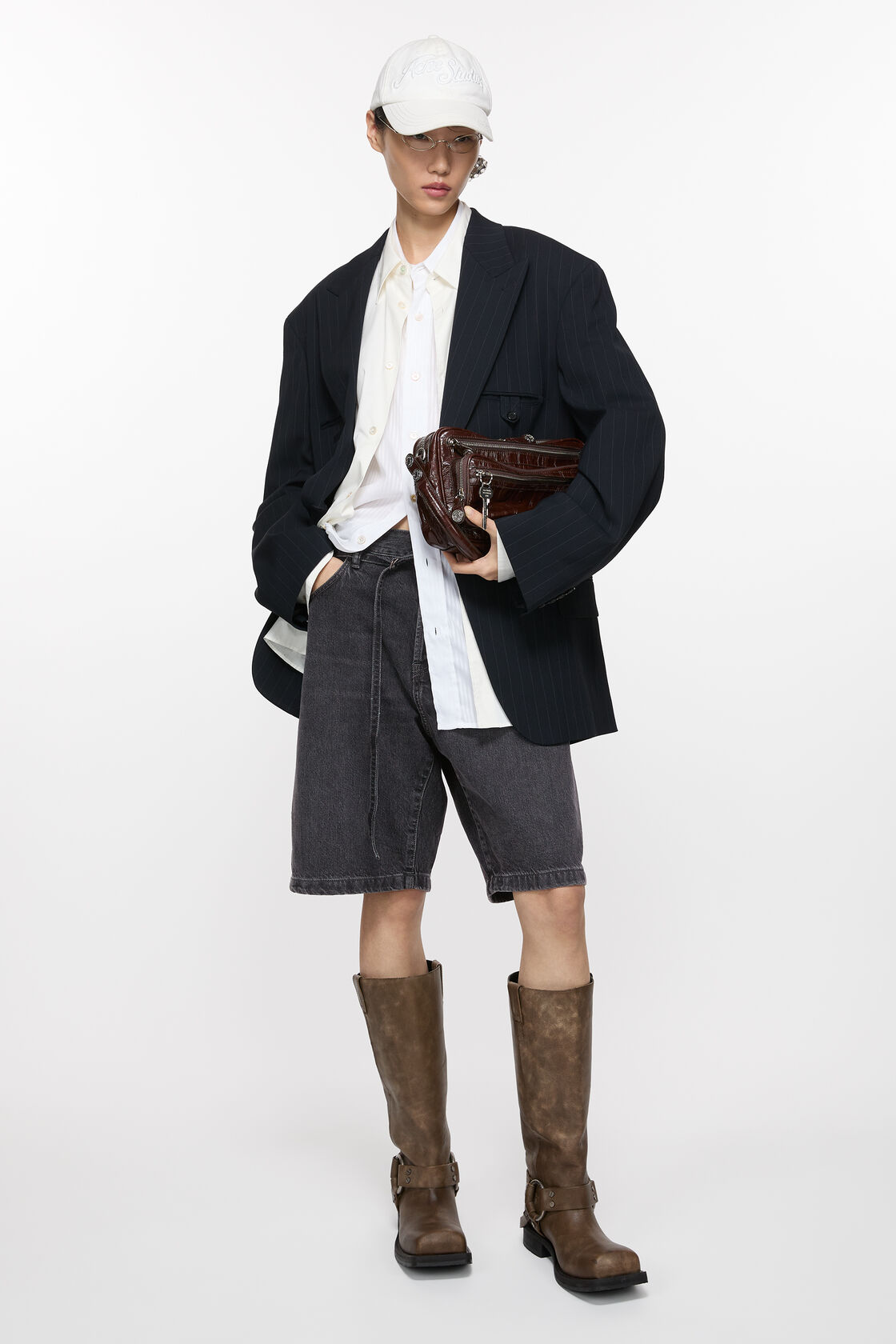 Loose fit denim shorts, Black, 2000x