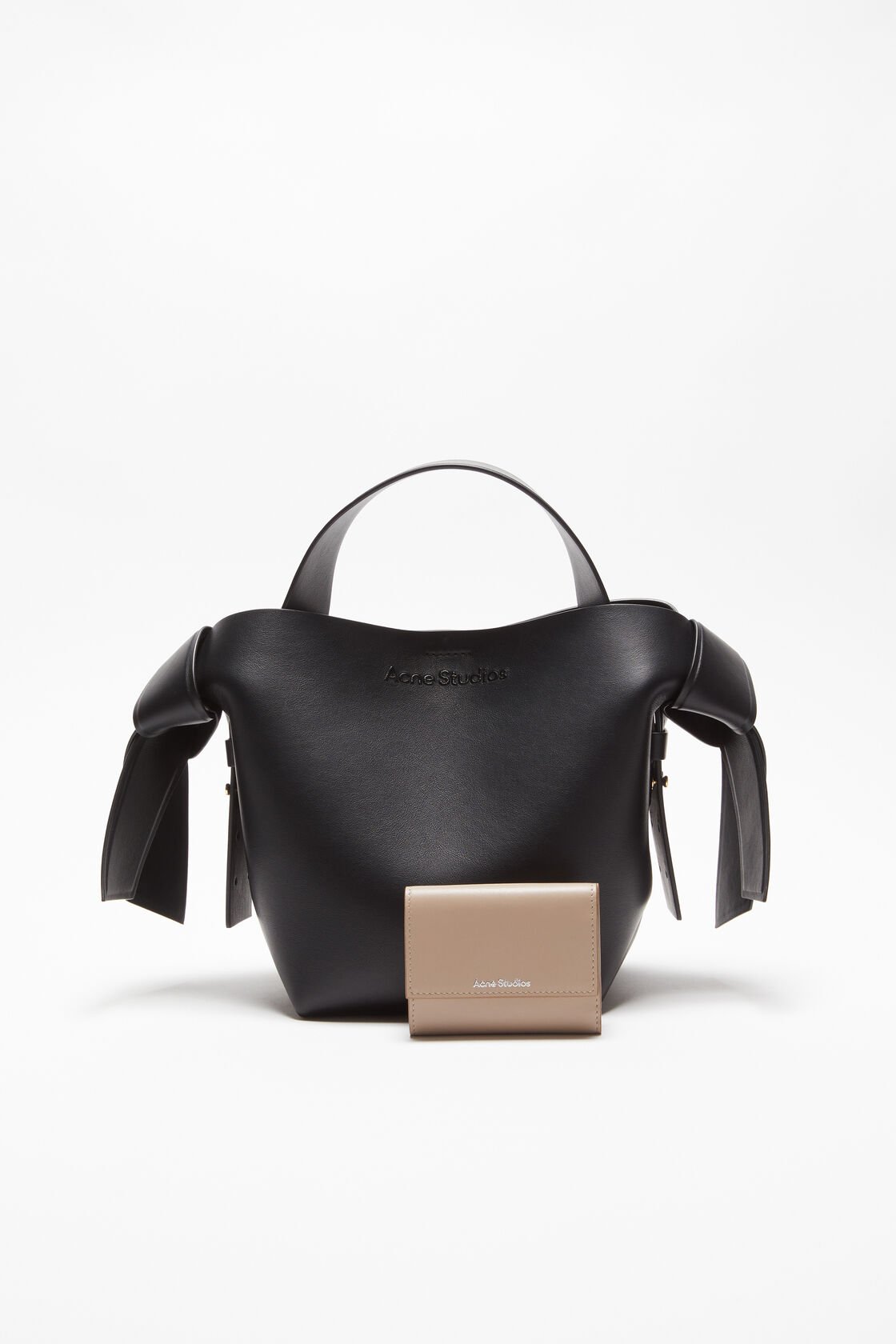 Trifold leather wallet, Taupe beige, 2000x