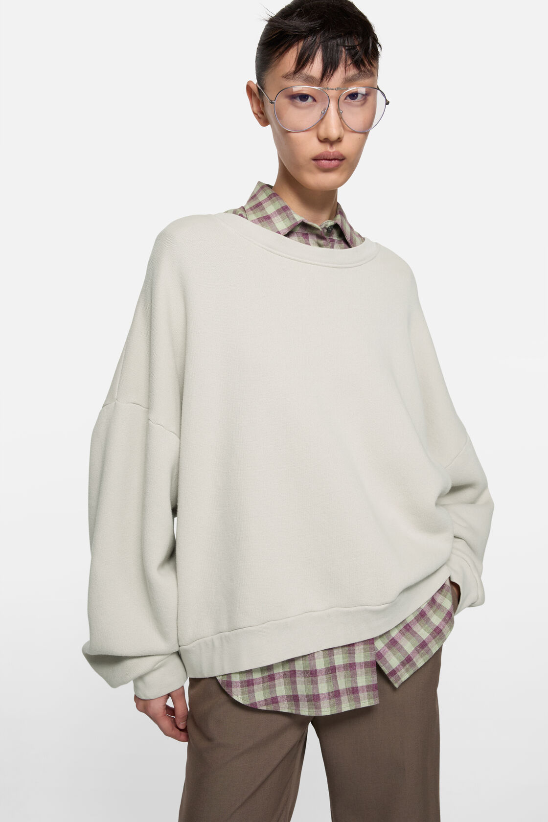 Rubber logo fleece sweatshirt, Light taupe, 2000x