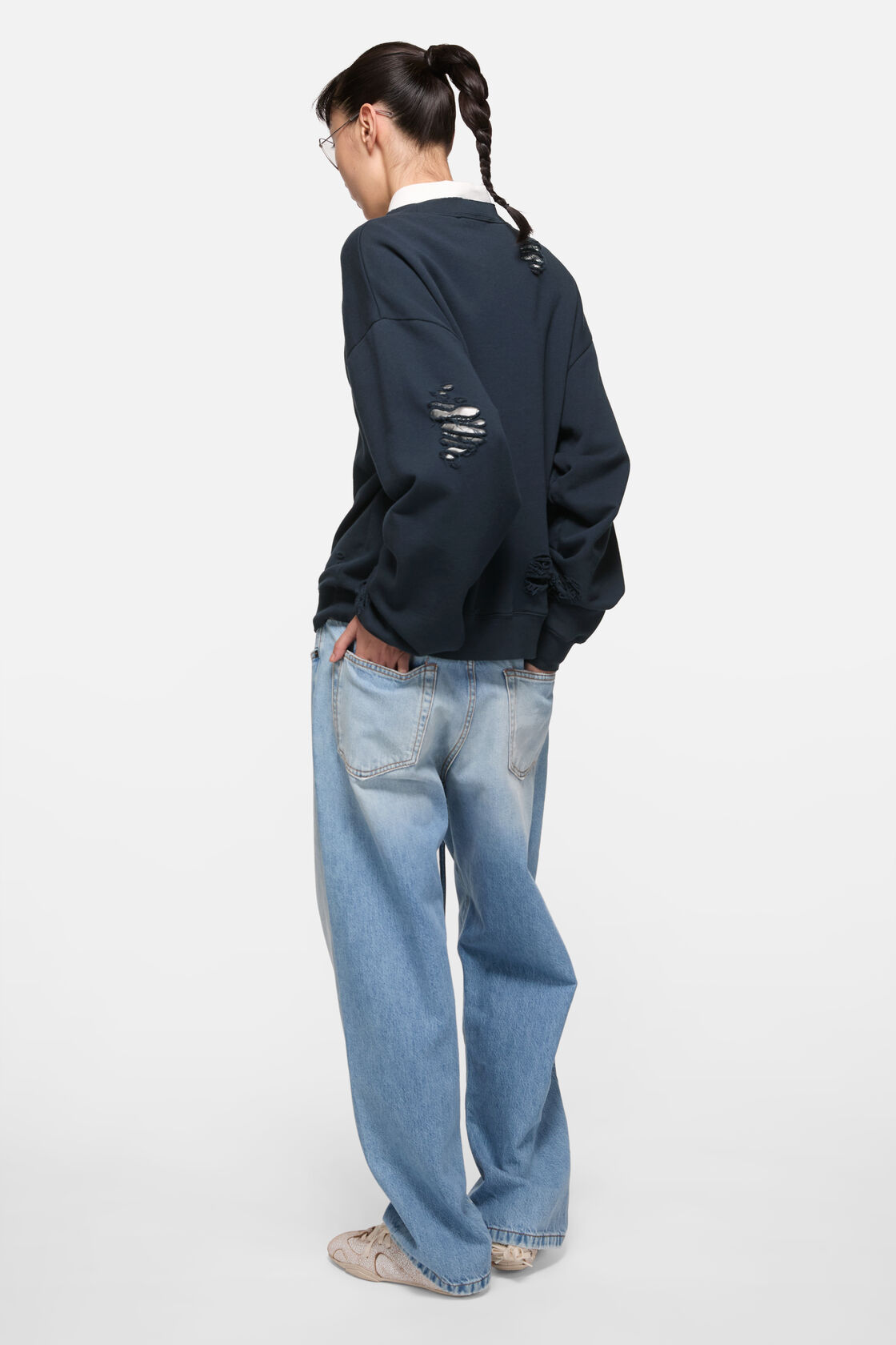 Distressed fleece sweatshirt, Dark navy, 2000x