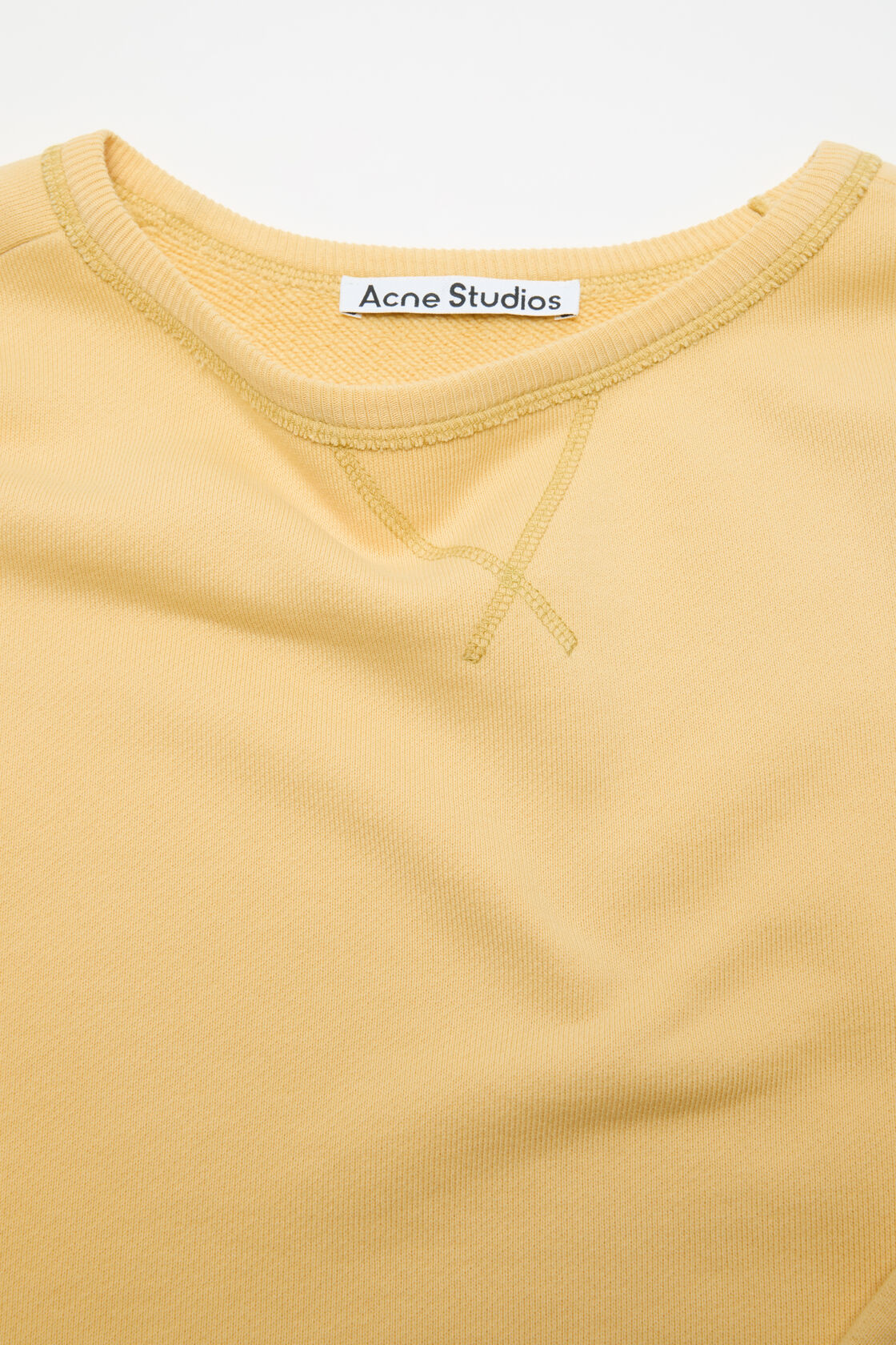 Sprayed logo sweatshirt, Light yellow, 2000x