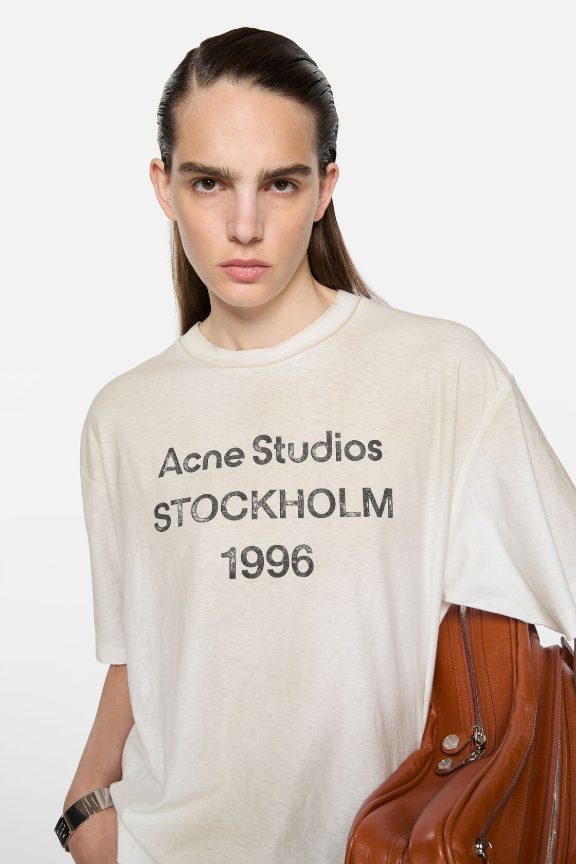 Logo t-shirt - Relaxed fit, Dusty white, 2000x
