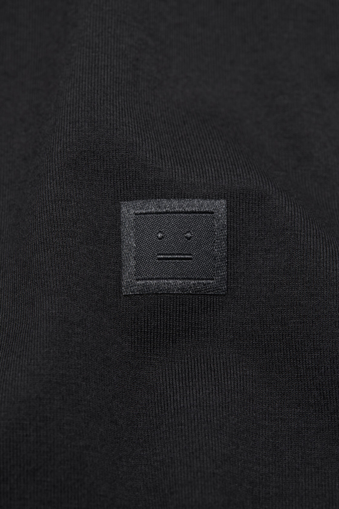 T-shirt - regular fit, Black, 2000x