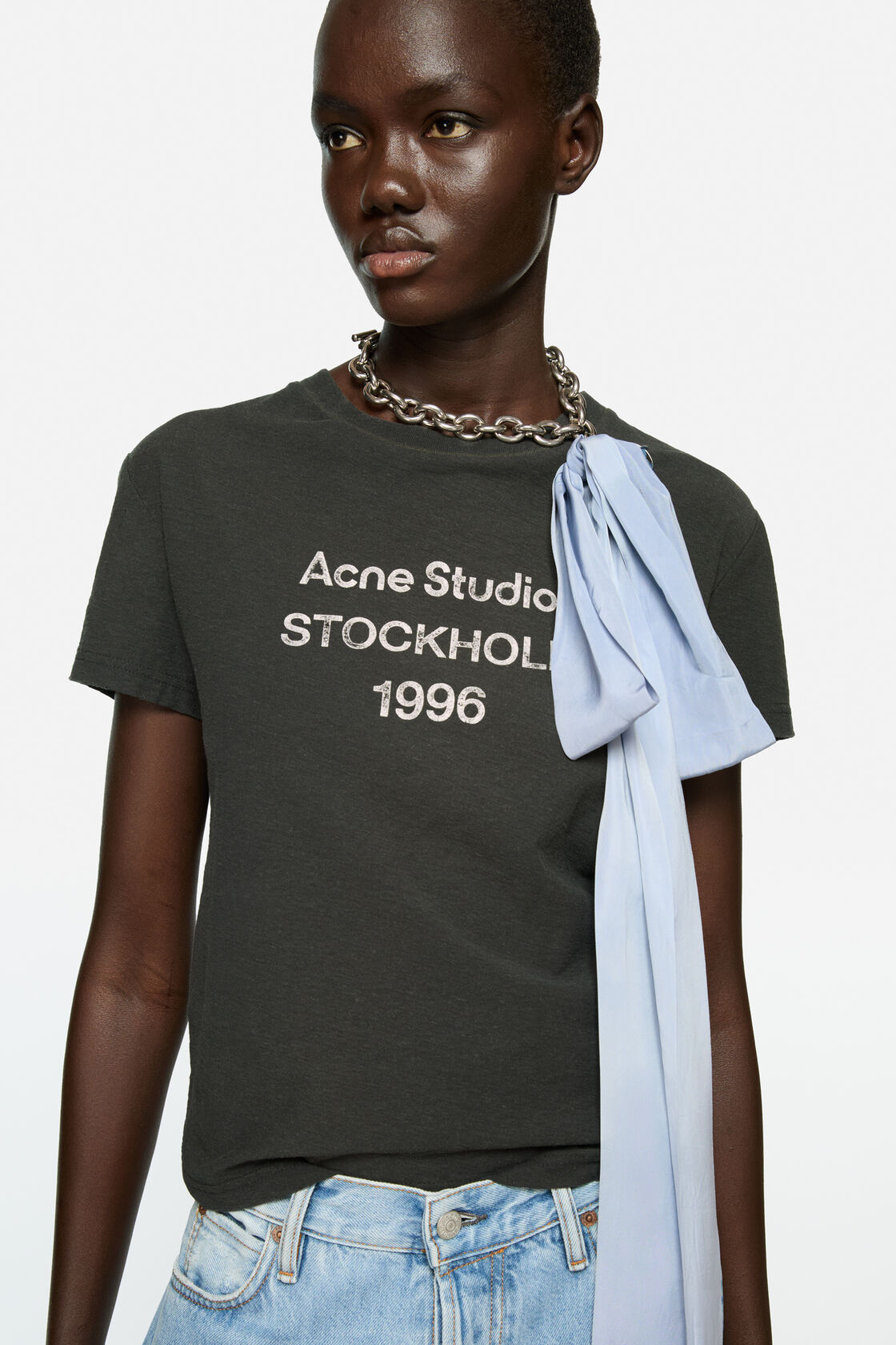 Logo T-shirt, Faded black, 2000x